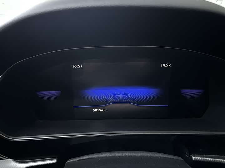 Фото 7 - Volkswagen Passat Hybrid