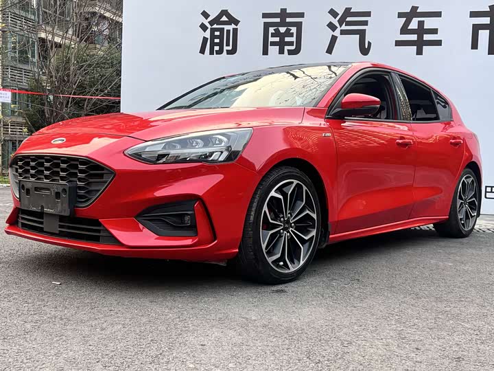 Фото 1 - Ford Focus