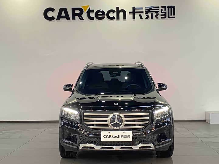 Фото 2 - Mercedes-Benz GLB-Class