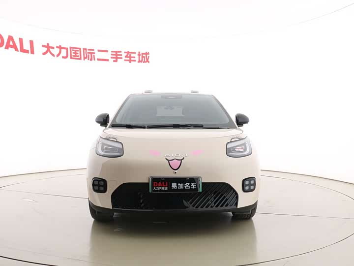 Фото 2 - GAC Aion UT