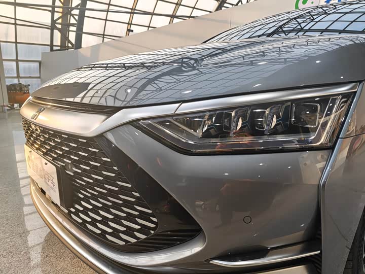 Фото 9 - BYD Han