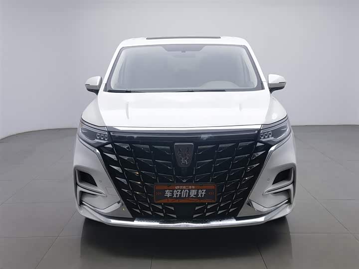 Фото 3 - Roewe iMax 8