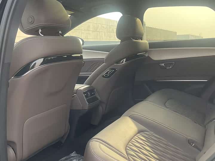 Фото 5 - BYD Han