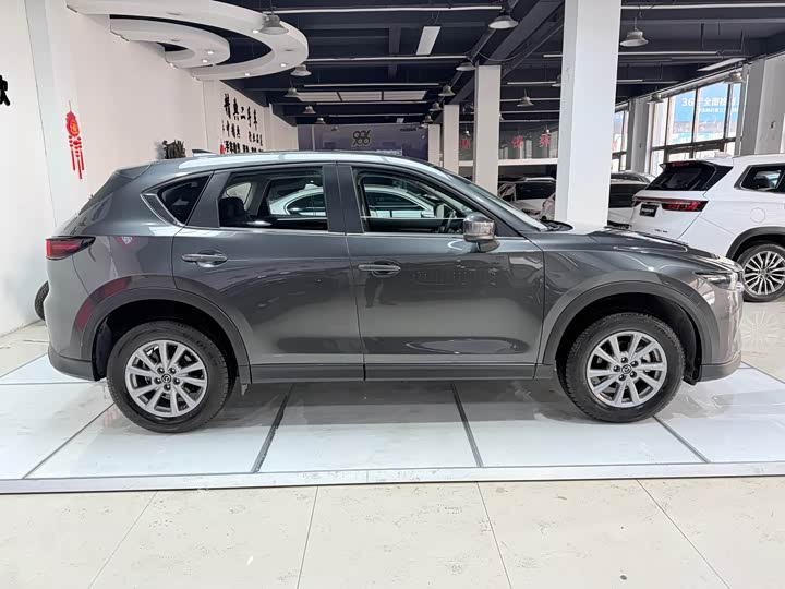Фото 4 - Mazda CX-5