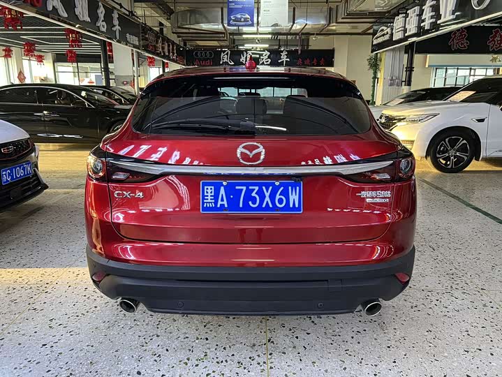 Фото 5 - Mazda CX-4
