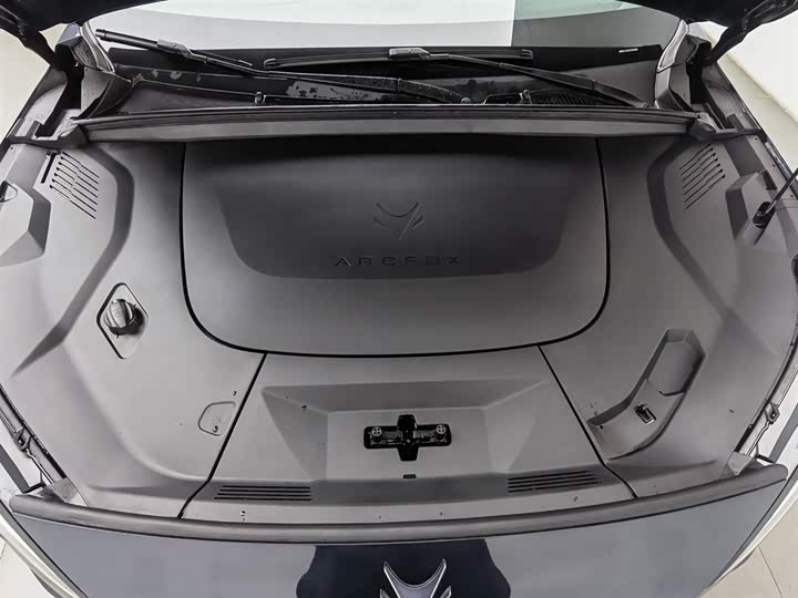 Фото 6 - BAIC Arcfox Alpha T5