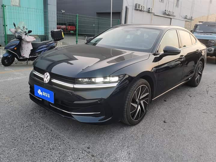 Фото 1 - Volkswagen Magotan