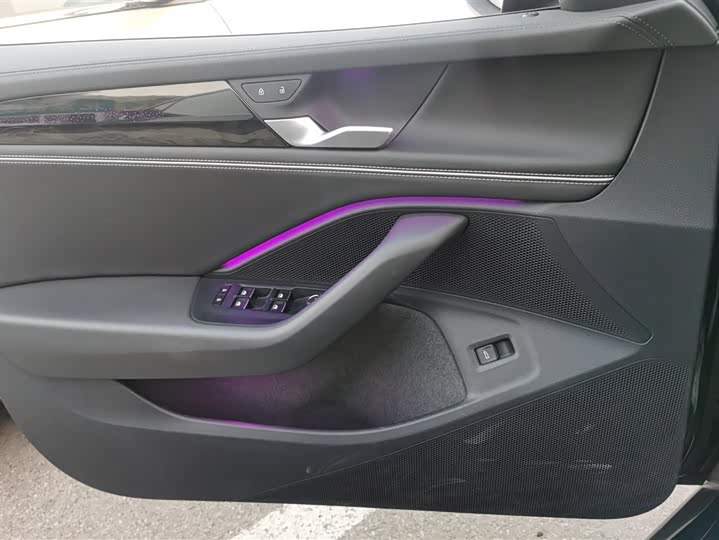 Фото 7 - Volkswagen Magotan