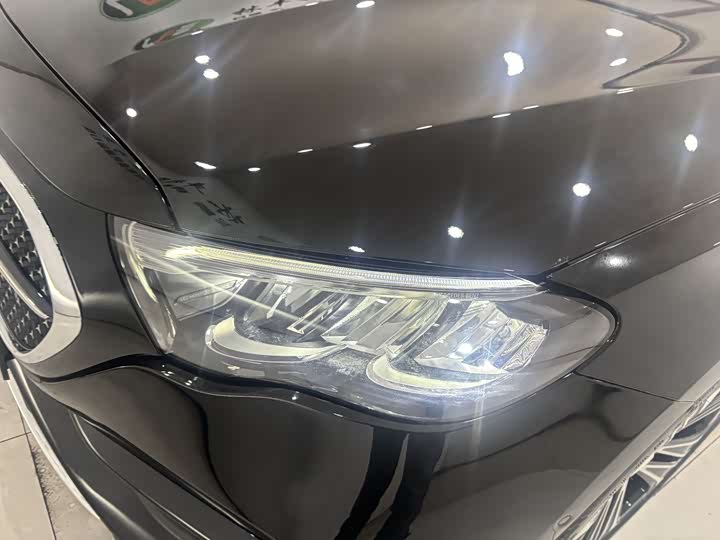 Фото 8 - Mercedes-Benz E-Class