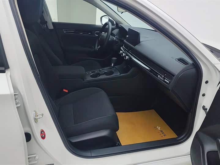 Фото 8 - Honda Civic