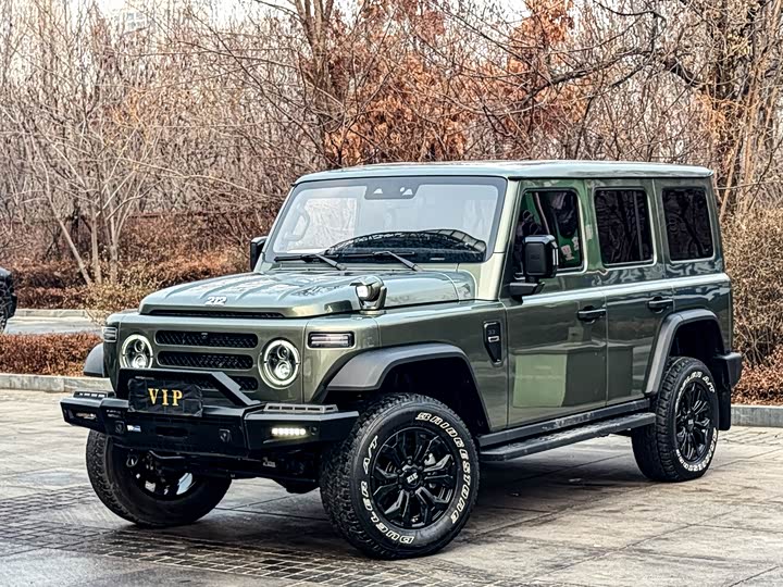 Photo 2 - BAW 212 T01