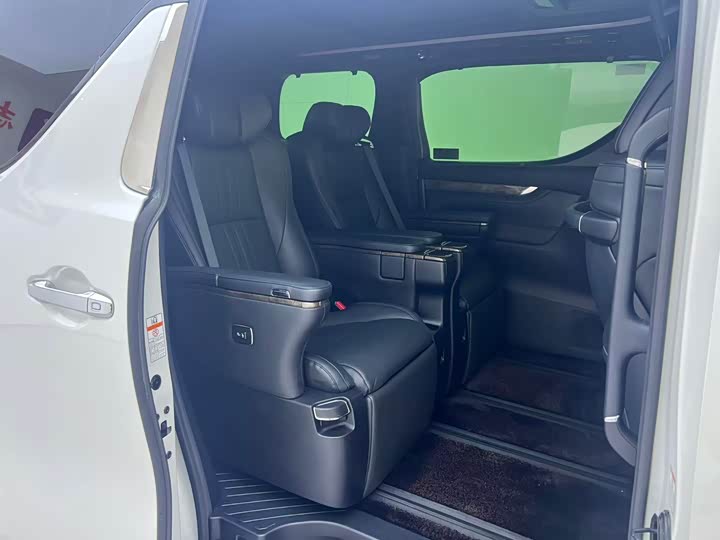 Toyota Alphard 2021 2021款 双擎 2.5L 尊贵版
