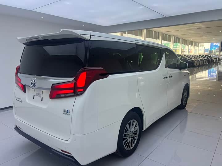 Toyota Alphard 2021 2021款 双擎 2.5L 尊贵版