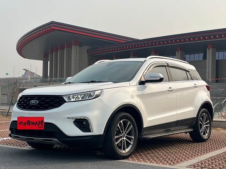 Фото 1 - Ford Territory