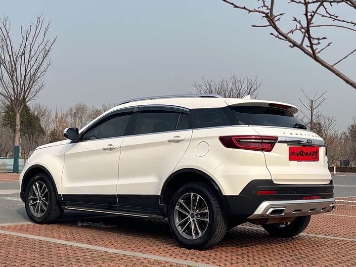 Фото 2 - Ford Territory