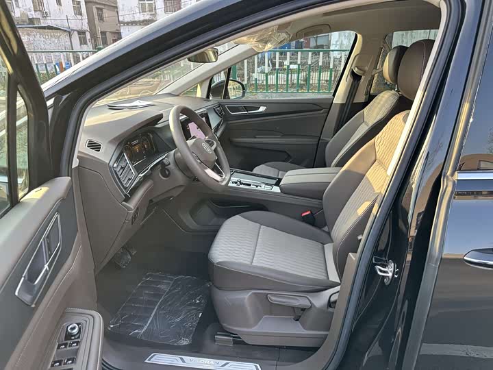 Фото 9 - Volkswagen Viloran