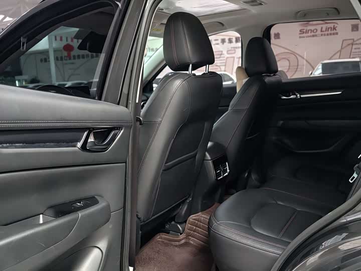 Фото 8 - Mazda CX-5