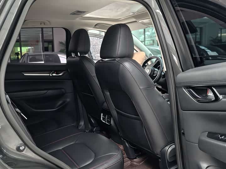 Фото 9 - Mazda CX-5