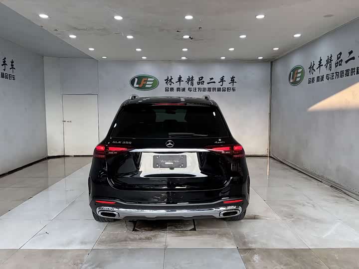 Фото 6 - Mercedes-Benz GLE-Class