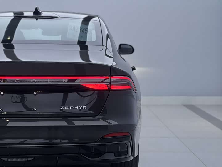 Фото 6 - Lincoln Z (Zephyr)