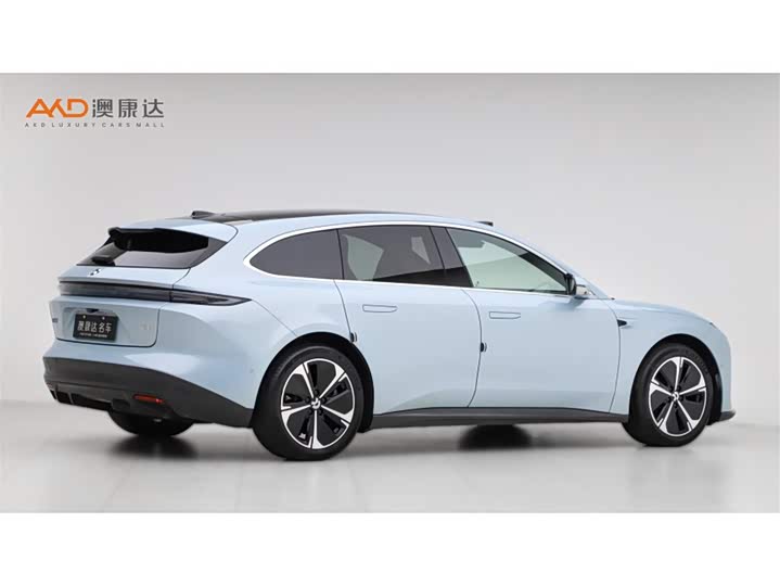 Фото 3 - Nio ET5T