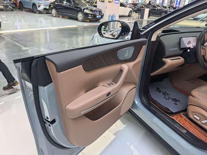 Фото 6 - Leapmotor C11