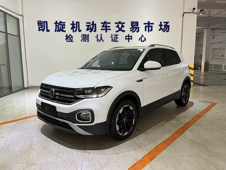 Фото 1 - Volkswagen Tacqua