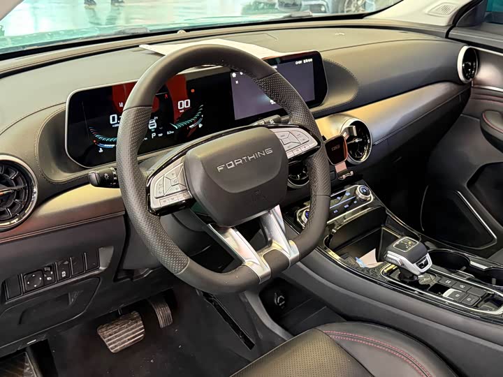 Фото 5 - Dongfeng Forthing T5 EVO