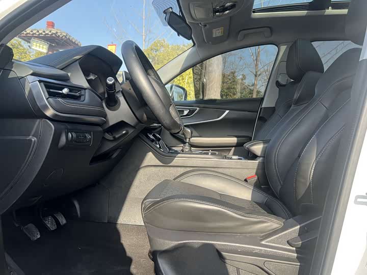 Фото 7 - Chery Tiggo 8