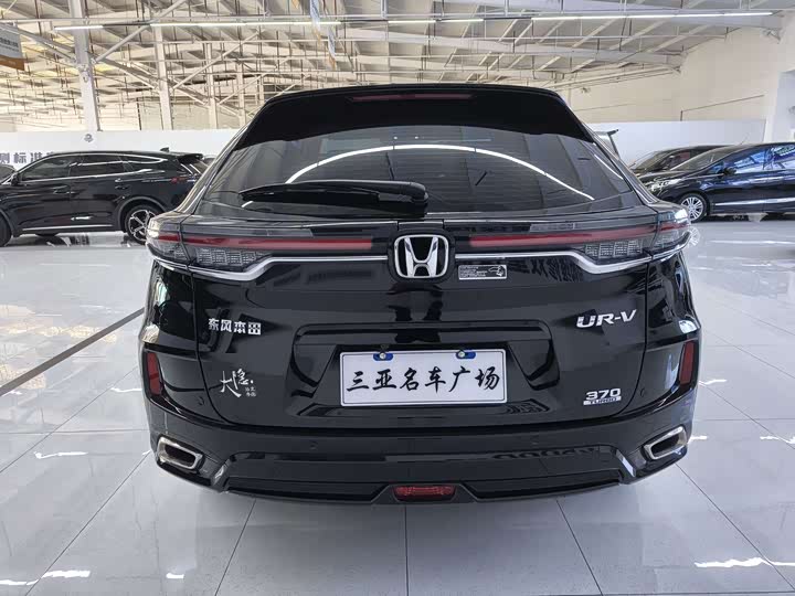 Фото 8 - Honda UR-V