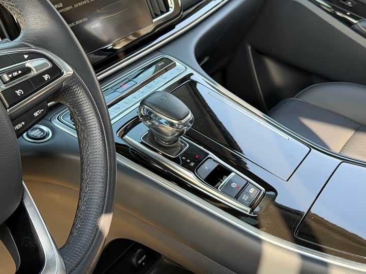 Фото 7 - GAC Trumpchi M8