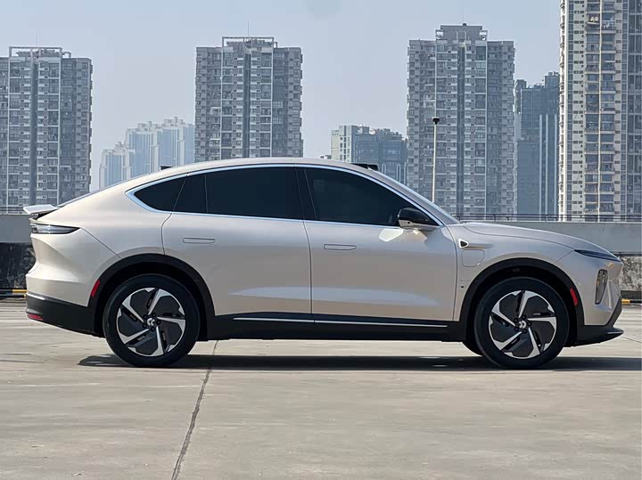 Фото 5 - Nio EC7