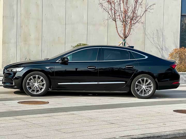 Фото 3 - Buick LaCrosse