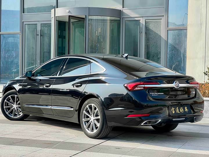 Фото 4 - Buick LaCrosse