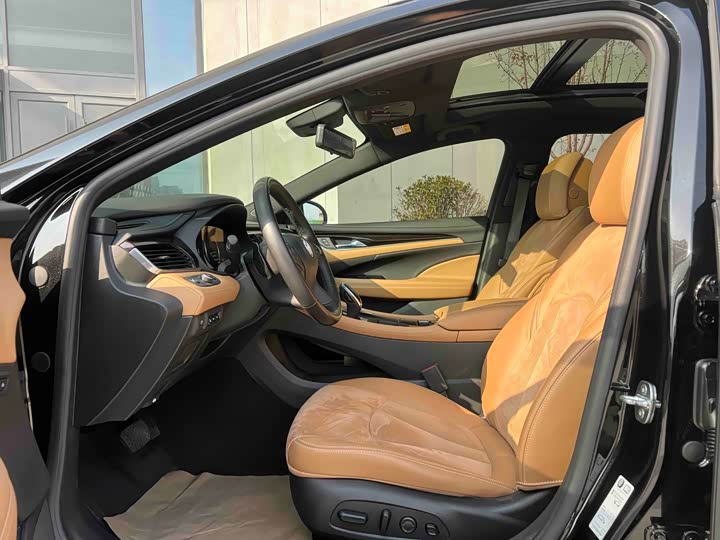 Фото 6 - Buick LaCrosse