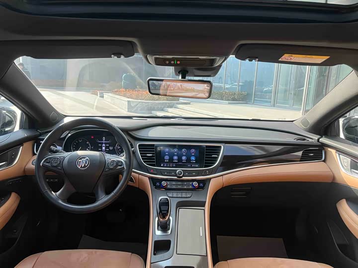 Фото 8 - Buick LaCrosse