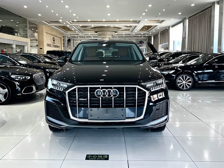 Фото 3 - Audi Q7