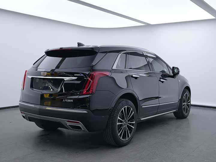 Фото 4 - Cadillac XT5