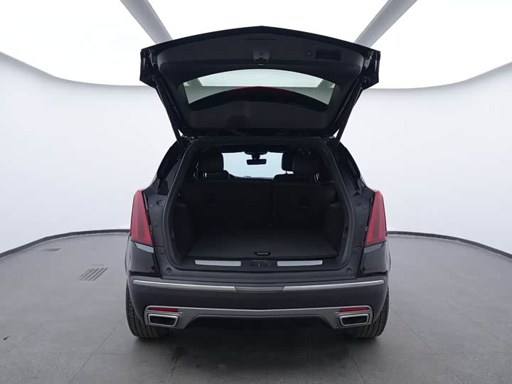 Фото 7 - Cadillac XT5