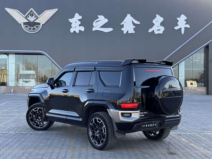 Фото 5 - Tank 700 Hybrid