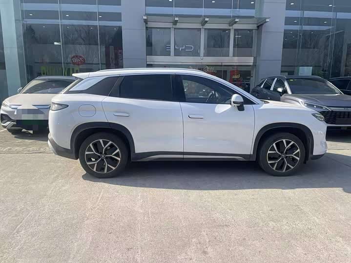 Фото 4 - BYD Song L DM-i Hybrid