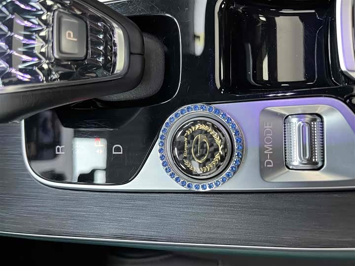 Фото 4 - GAC Trumpchi GS8