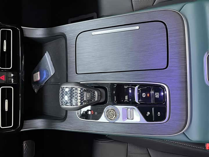 Фото 5 - GAC Trumpchi GS8