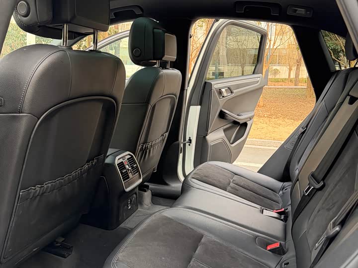 Фото 6 - Porsche Macan