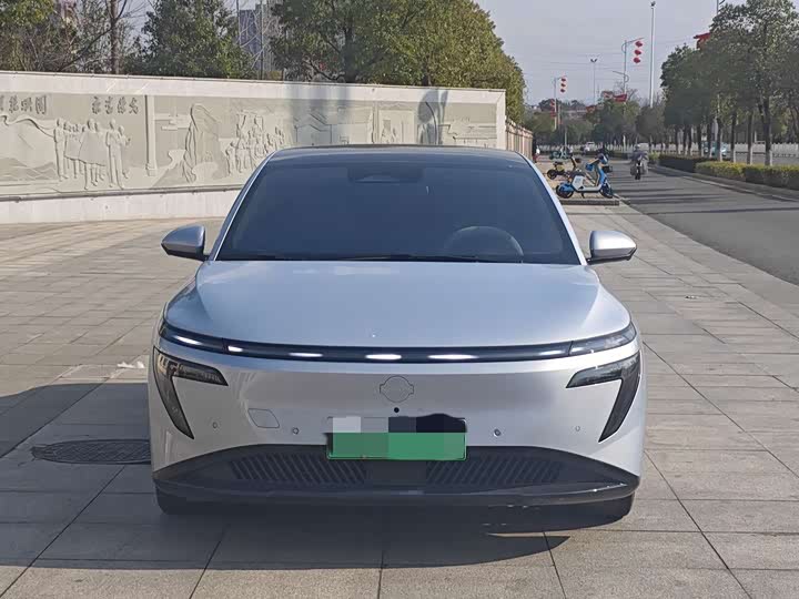 Фото 2 - Nissan N7