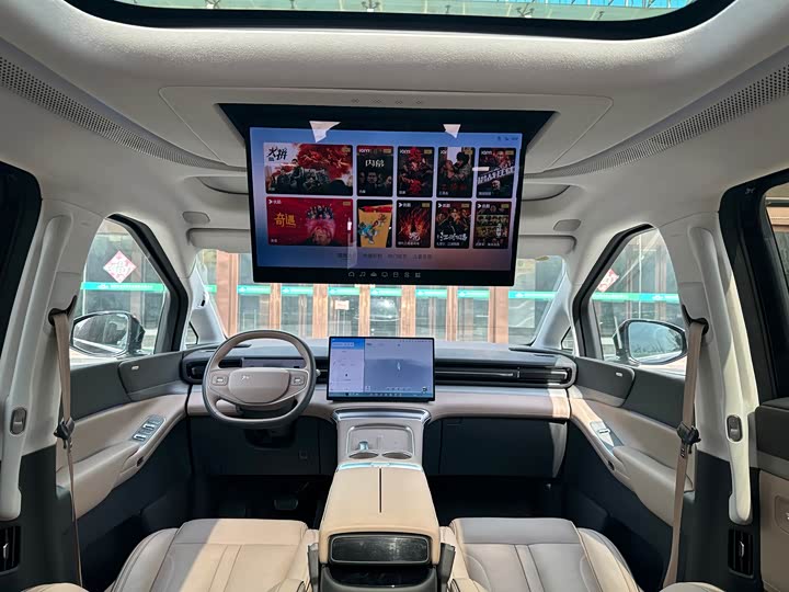 Фото 7 - XPeng X9