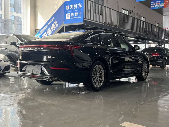 Фото 8 - Bestune B70