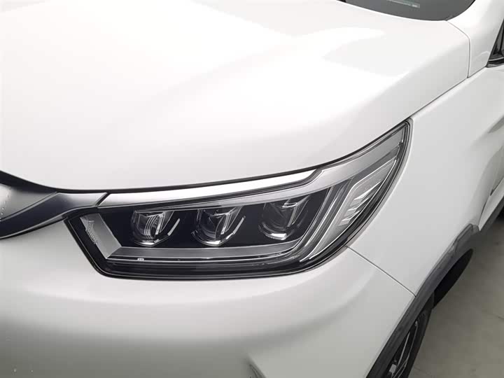 Фото 7 - BYD Yuan Pro