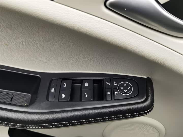 Фото 9 - BYD Yuan Pro