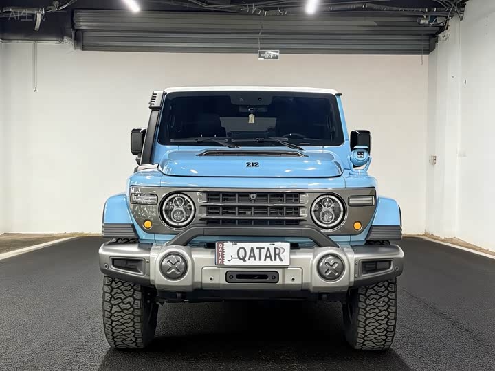 Photo 2 - BAW 212 T01